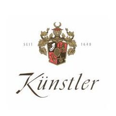Künstler-Wappen in Rot und Gold, mit stilisierten Details, darunter der Schriftzug "Künstler".
